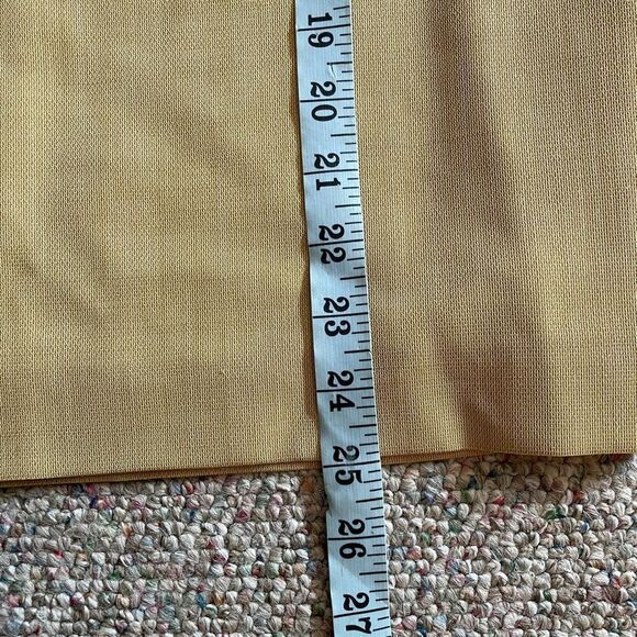 Vintage Burberry’s Wool Pencil Skirt Khaki - Picture 6 of 7